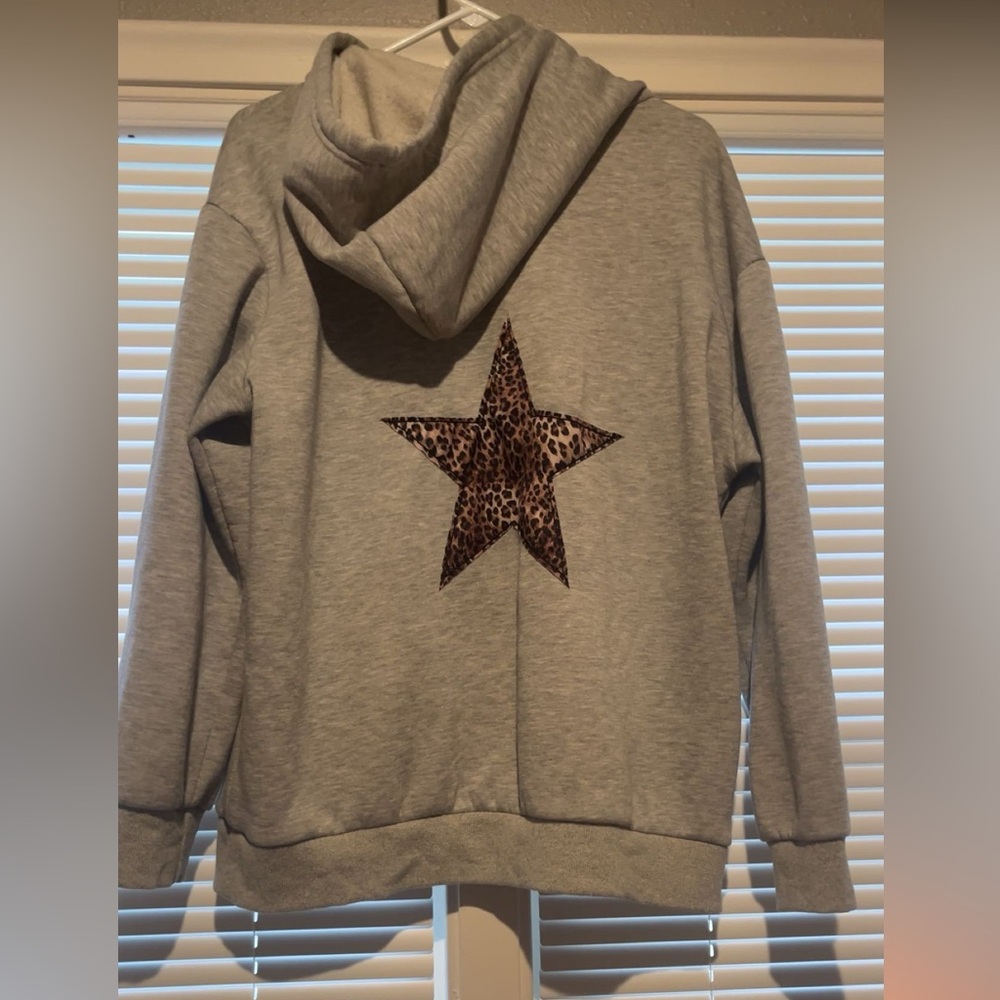 Boutique sweatshirt